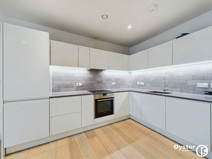 2 Bedroom Flat To Rent In Royal Wharf Walk, London, E16
