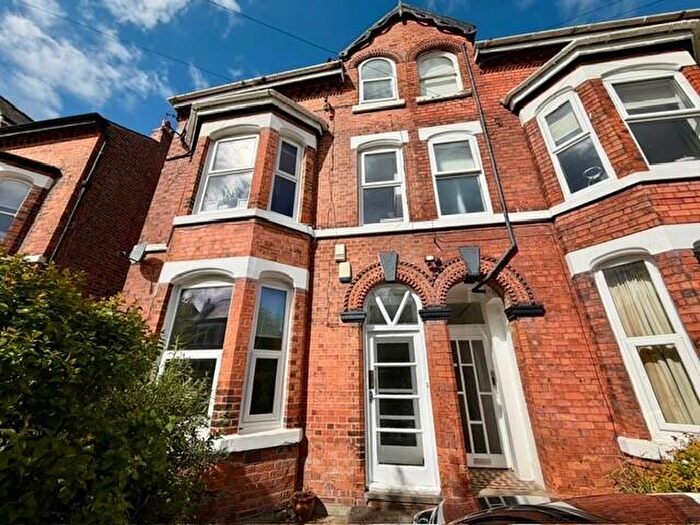 1 Bedroom Apartment To Rent In Claremont Grove, Didsbury, M20
