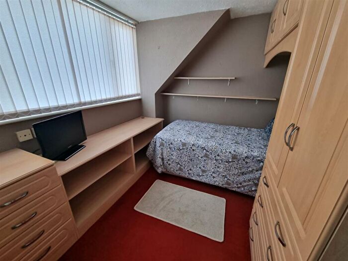 2 Bedroom Semi-Detached House For Sale In Mill Lane, Bradwell, NR31