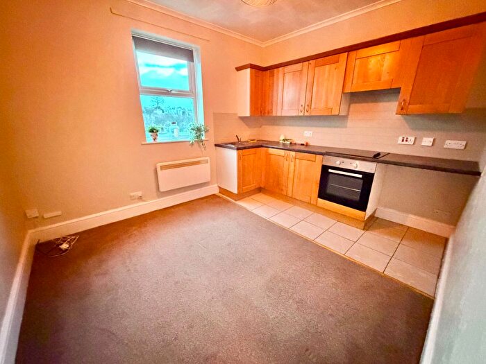 1 Bedroom Flat To Rent In Morgan Avenue, Torquay, TQ2