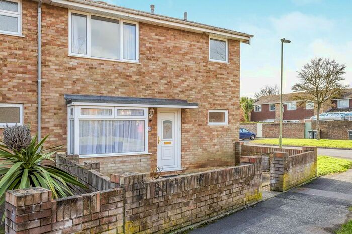 3 Bedroom Semi-Detached House To Rent In Rowan Road, Denvilles, Havant, PO9