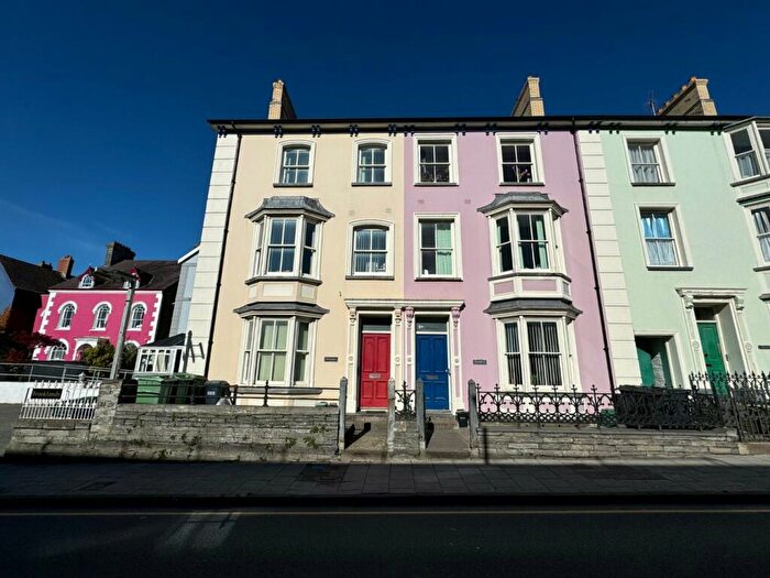 6 Bedroom Block Of Apartments For Sale In Pendre, Cardigan, SA43