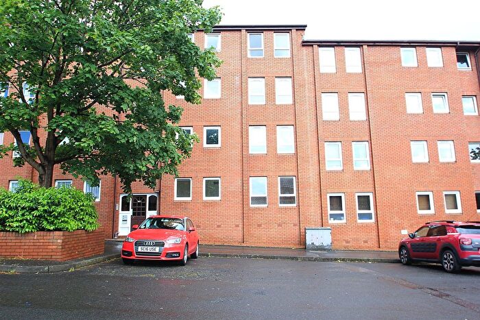 2 Bedroom Flat To Rent In Succoth Street, Anniesland, Glasgow, G13