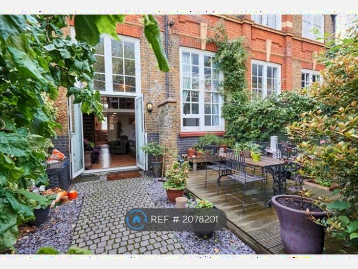 3 Bedroom Terraced House To Rent In Asylum Road, London, SE15
