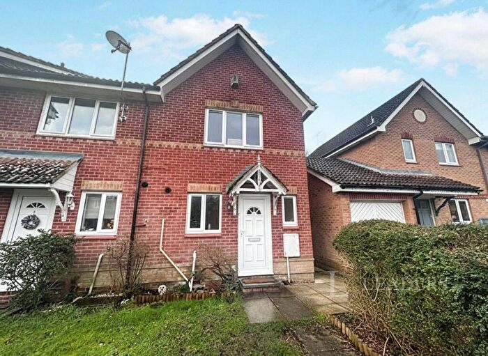 2 Bedroom Terraced House To Rent In Hedley Gardens, Hedge End, Southampton, SO30