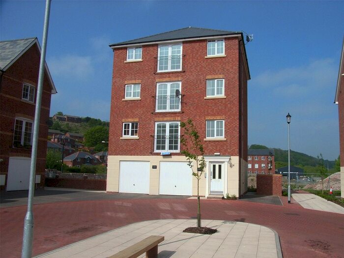 Houses to rent in Newtown, Powys