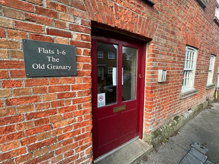 1 Bedroom Flat To Rent In The Old Granary, Barton Hill, Shaftesbury, SP7