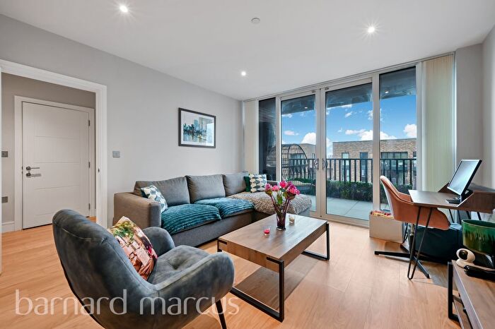 1 Bedroom Flat To Rent In Summerstown, London, SW17