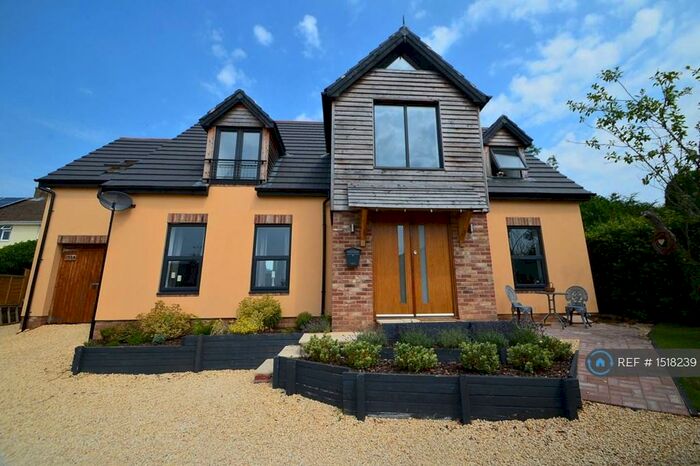 3 Bedroom Detached House To Rent In Bisley Road, Stroud, GL5