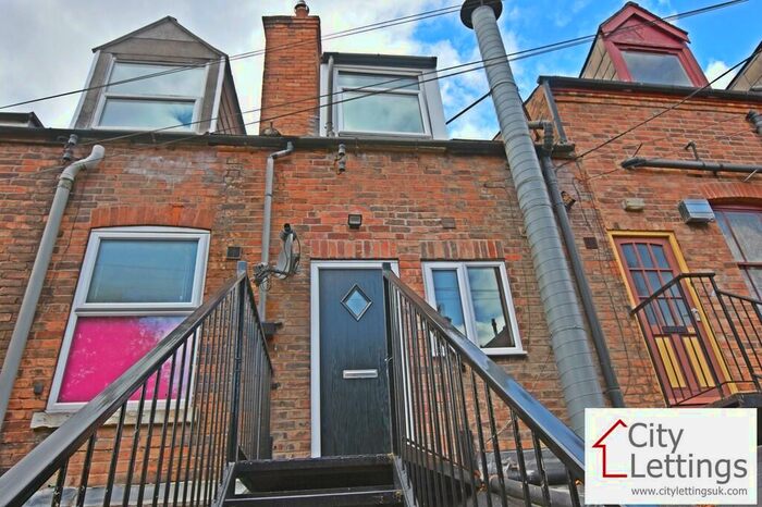 2 Bedroom Flat To Rent In Hucknall Road, Carrington, NG5