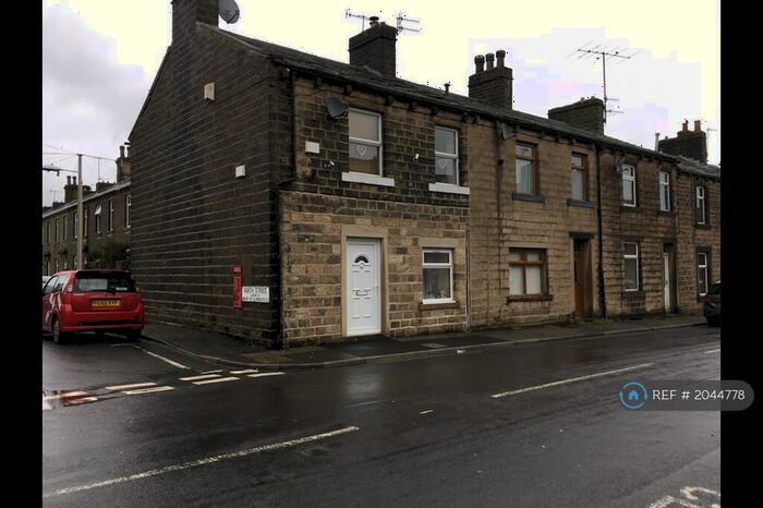 4 Bedroom Terraced House To Rent In Main Streeet, Nr Keighley, BD20