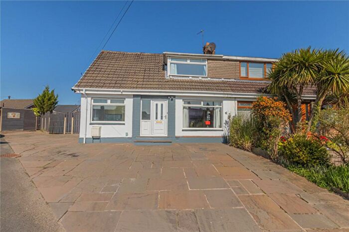 4 Bedroom Semi-Detached House For Sale In Elmpark Gate, Rooley Moor, Rochdale, OL12