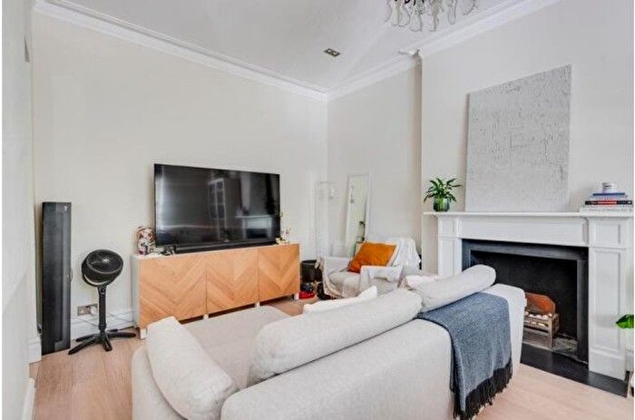 2 Bedroom Flat To Rent In Elsworthy Terrace, Primrose Hill, NW3