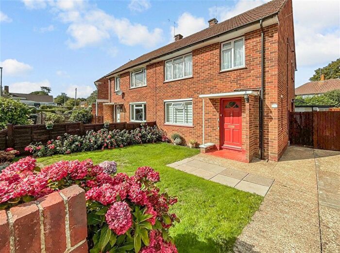 3 Bedroom Semi-detached House For Sale In Rushetts Road, Reigate, Surrey, RH2