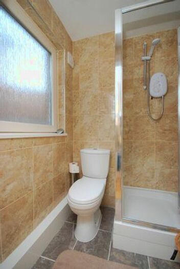 4 Bedroom Town House To Rent In Cyclops Mews, Isle Of Dogs, E14