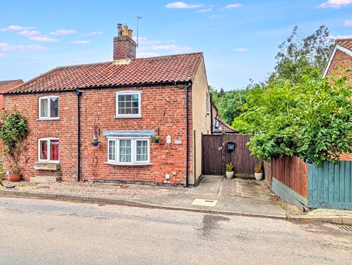 3 Bedroom Semi-detached House For Sale In Church Lane, Croft, PE24