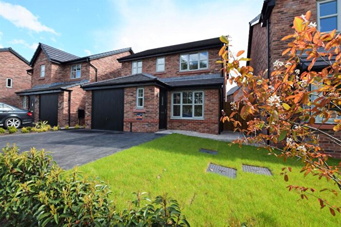 3 Bedroom Detached House To Rent In Atkinson Drive, Macclesfield, SK10