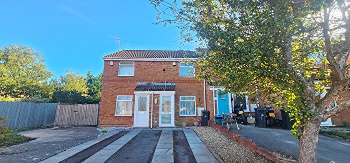 2 Bedroom Property To Rent In Heart Meers, Bristol, BS14