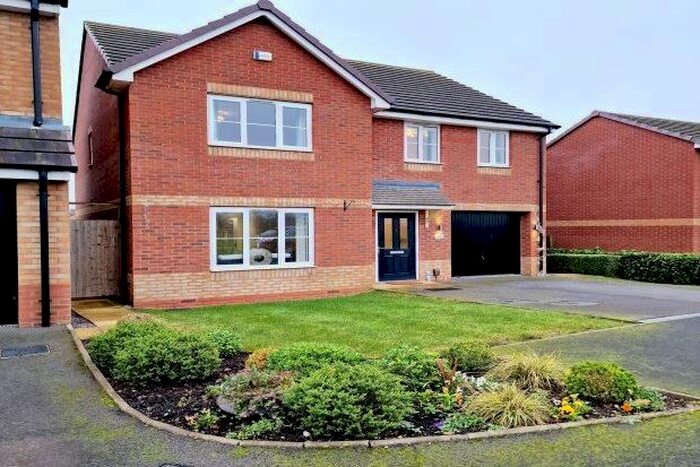 4 Bedroom Detached House To Rent In Jefferson Walk, Stafford, ST16