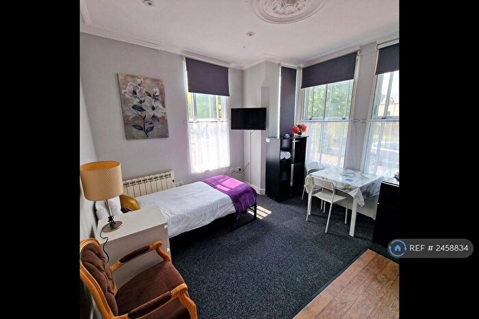 Studio To Rent In Riverside Road, Norwich, NR1