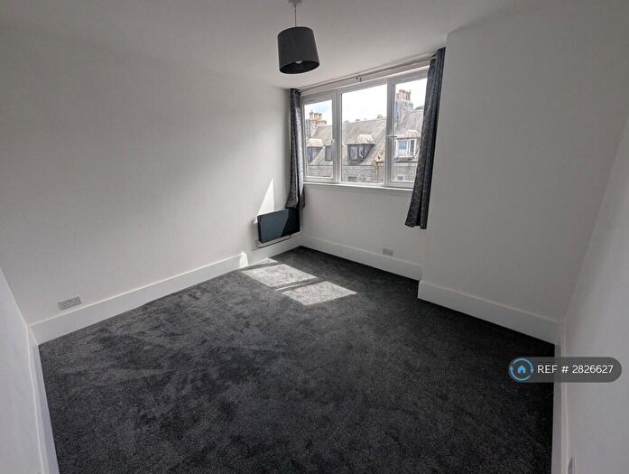 1 Bedroom Flat To Rent In Menzies Road, Aberdeen, AB11