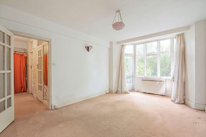 1 Bedroom Flat For Sale In Gray's Inn Road, London, WC1X
