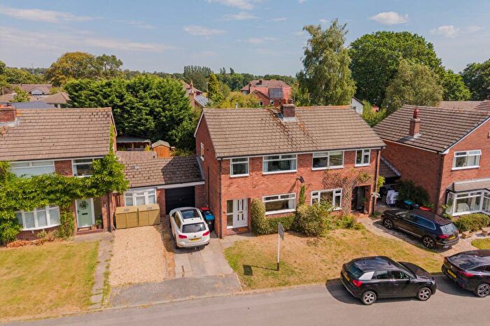 3 Bedroom Semi Detached House For Sale In Broadacre, Comberbach, CW9