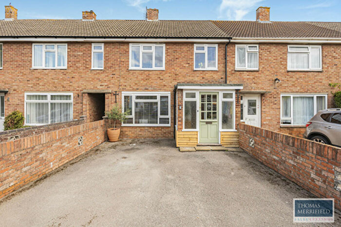 3 Bedroom Terraced House For Sale In Bradstocks Way, Sutton Courtenay, OX14