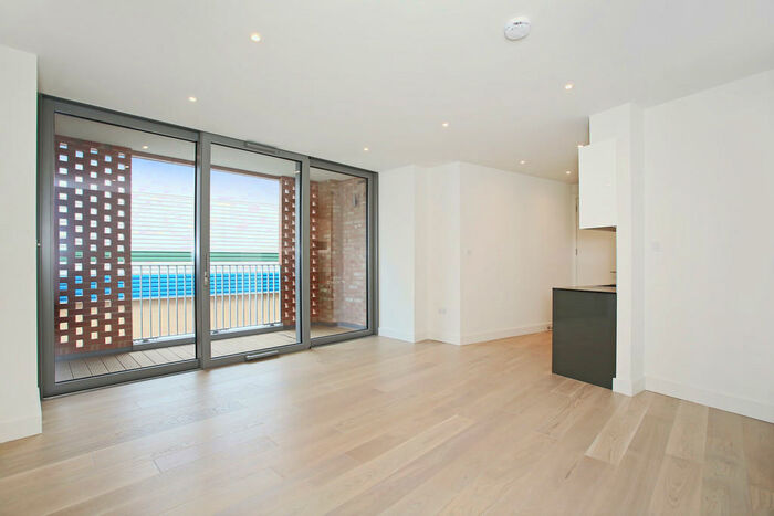 1 Bedroom Apartment To Rent In Wadeson Street, Bethnal Green, London, E2