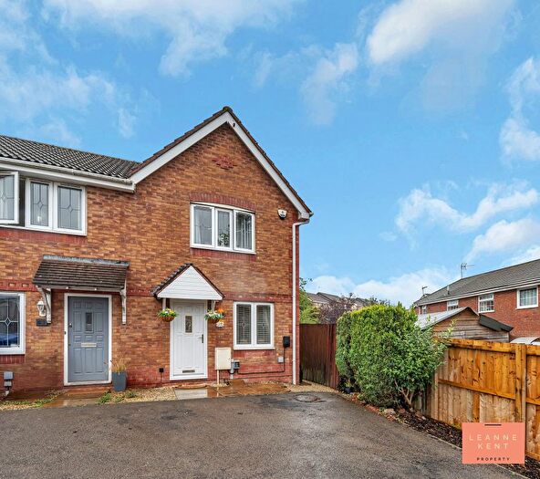 2 Bedroom Semi Detached House For Sale In Clos Cwm Garw, Caerphilly, CF83