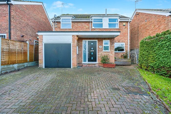 4 Bedroom Detached House For Sale In Derwent Road, Linslade, Leighton Buzzard, LU7