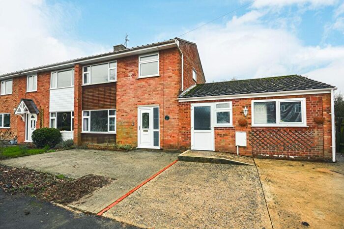 4 Bedroom Semi Detached House To Rent In Barnham Broom, NR9