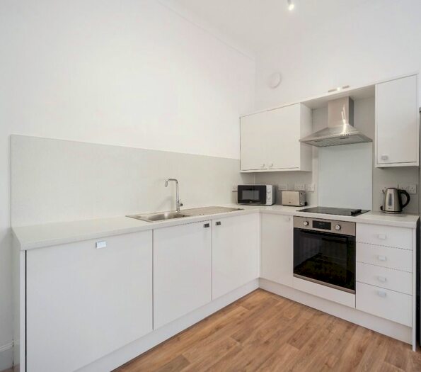 2 Bedroom Flat To Rent In Duke Street, Dennistoun, Glasgow, G31