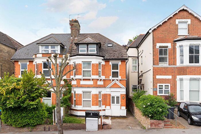 1 Bedroom Flat To Rent In Birdhurst Road, South Croydon, CR2