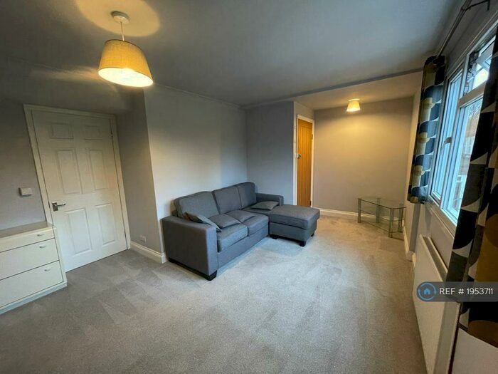 Studio To Rent In Sunnyside, Chalfont St. Giles, HP8