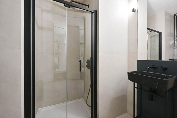 Studio To Rent In The Apex, Harrow, HA1