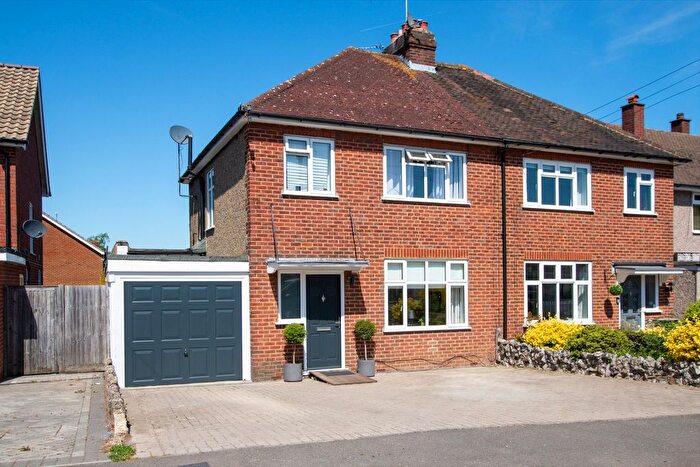 3 Bedroom Semi-Detached House For Sale In Lakes Road, Keston, BR2