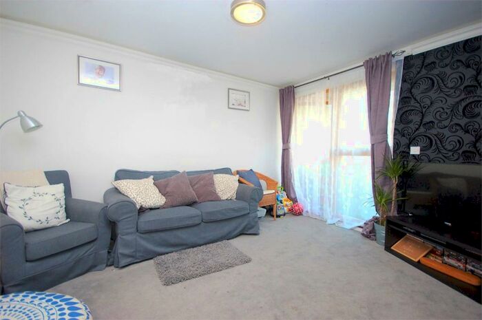 1 Bedroom Flat To Rent In Shakespeare Road, Harlesden, London, NW10