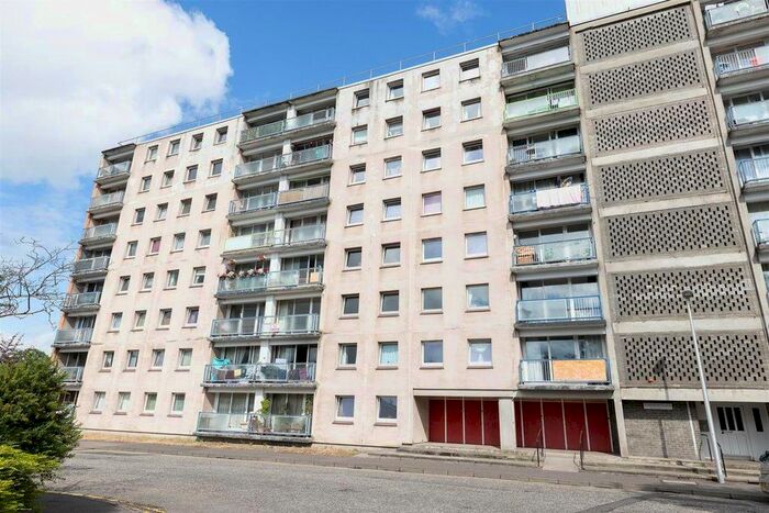 1 Bedroom Flat To Rent In Pomarium Street, Perth, PH2