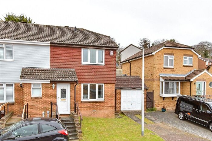 3 Bedroom Semi Detached House For Sale In Woodchurch Close, Walderslade, Chatham, Kent, ME5