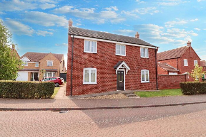 4 Bedroom Detached House For Sale In Larkspur Way, Spalding, PE11