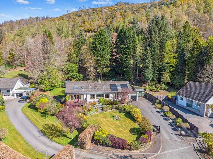 4 Bedroom Detached Bungalow For Sale In Deanspark, Dunkeld, PH8