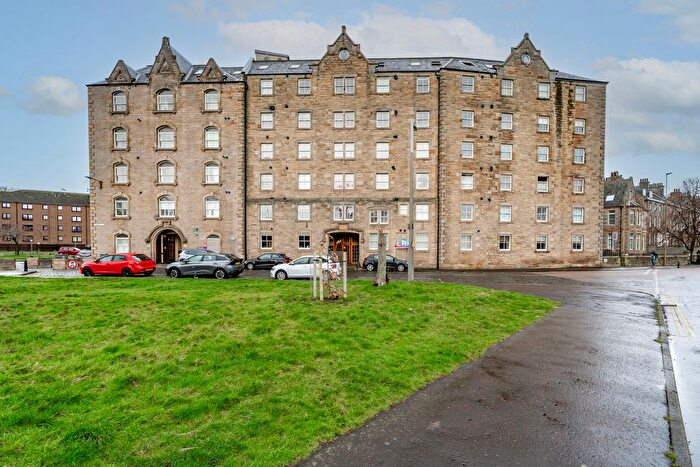 2 Bedroom Flat For Sale In / Johns Place, Leith Links, Edinburgh, EH6