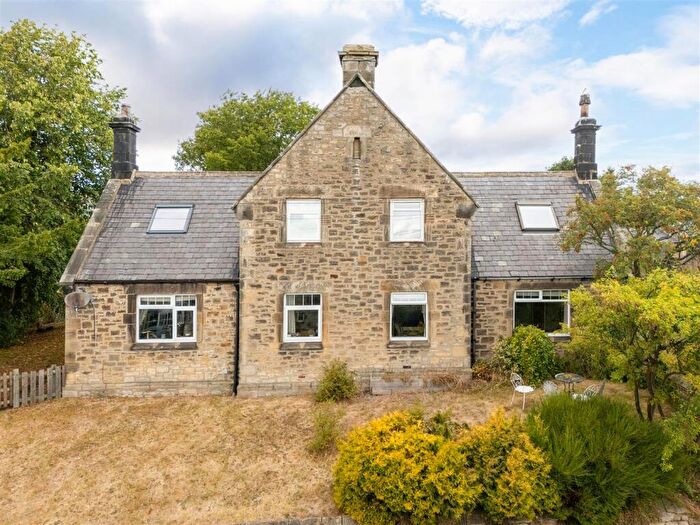 2 Bedroom Country House For Sale In Dukes Cottages, Horsley, Newcastle Upon Tyne, NE15