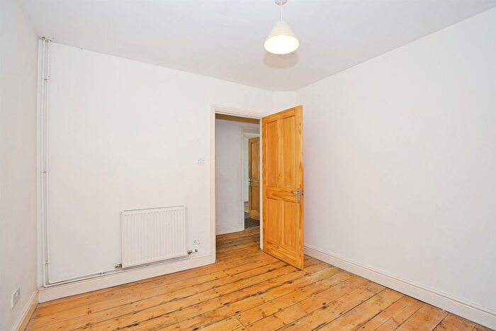 3 Bedroom Detached Bungalow For Sale In St. Michaels Avenue, Yeovil, BA21