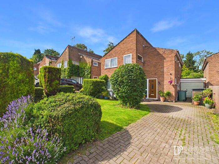 4 Bedroom Detached House For Sale In Springfield Close, Crich, Matlock, DE4