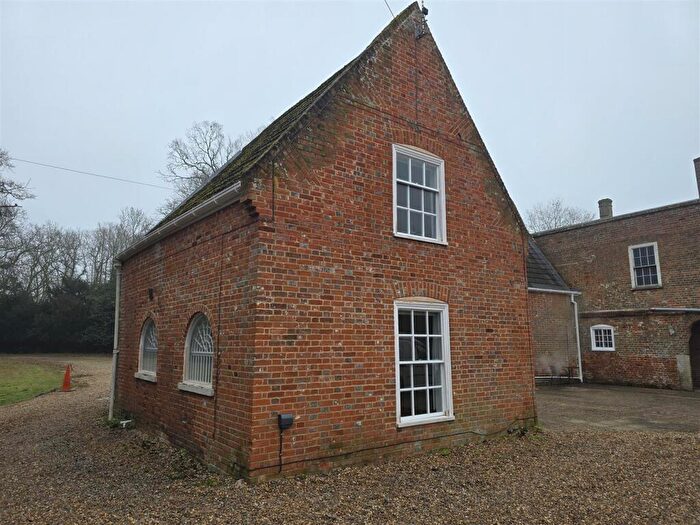 3 Bedroom End Of Terrace House To Rent In Main Road, Filby, Great Yarmouth, NR29