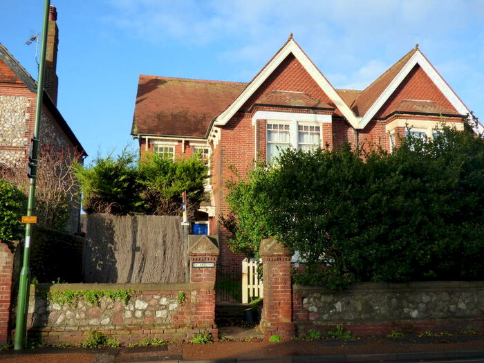 Studio To Rent In Arundel Road, Littlehampton, BN17