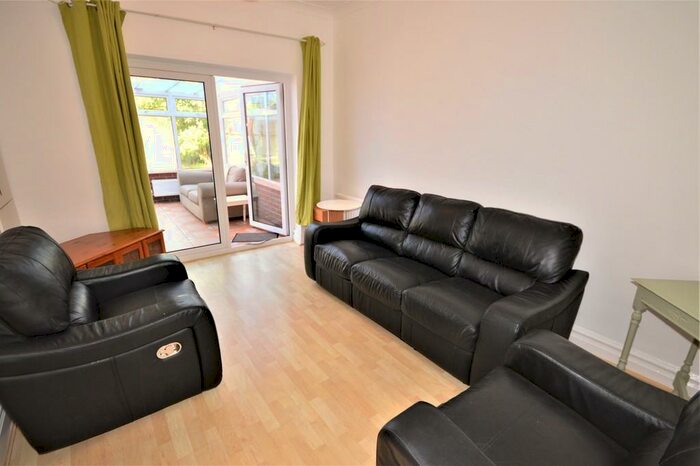 6 Bedroom Detached House To Rent In Somerley Road, Winton, Bournemouth, BH9