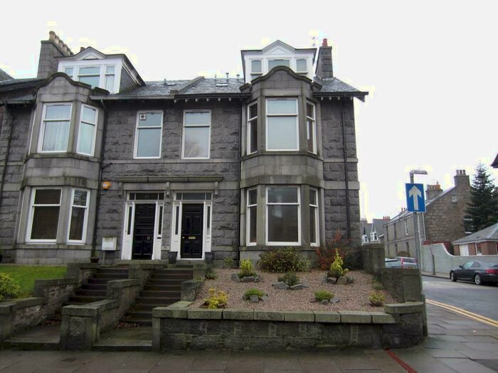 5 Bedroom Semi-Detached House To Rent In Polmuir Road, Ferryhill, AB11